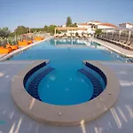 La Skalavista Skala (Kefalonia)